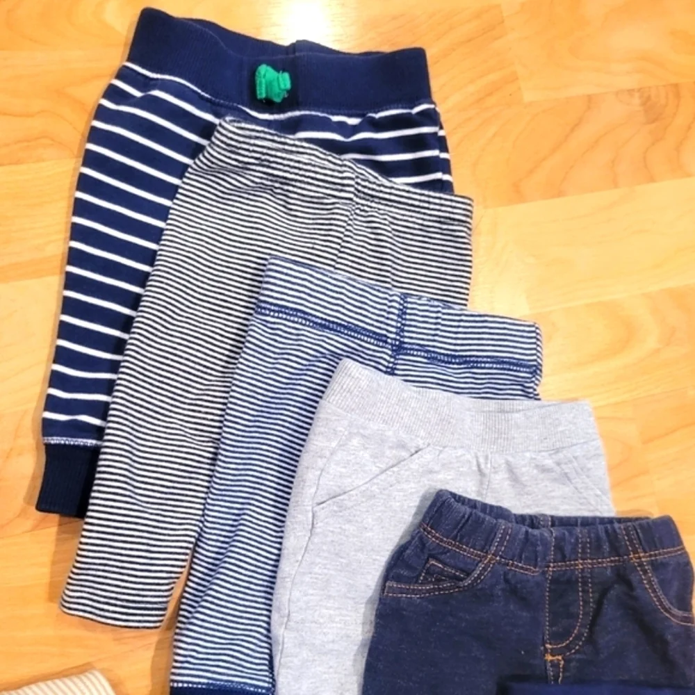 Baby boy clothing bundle onesie pants hooded flannel size 3 months.